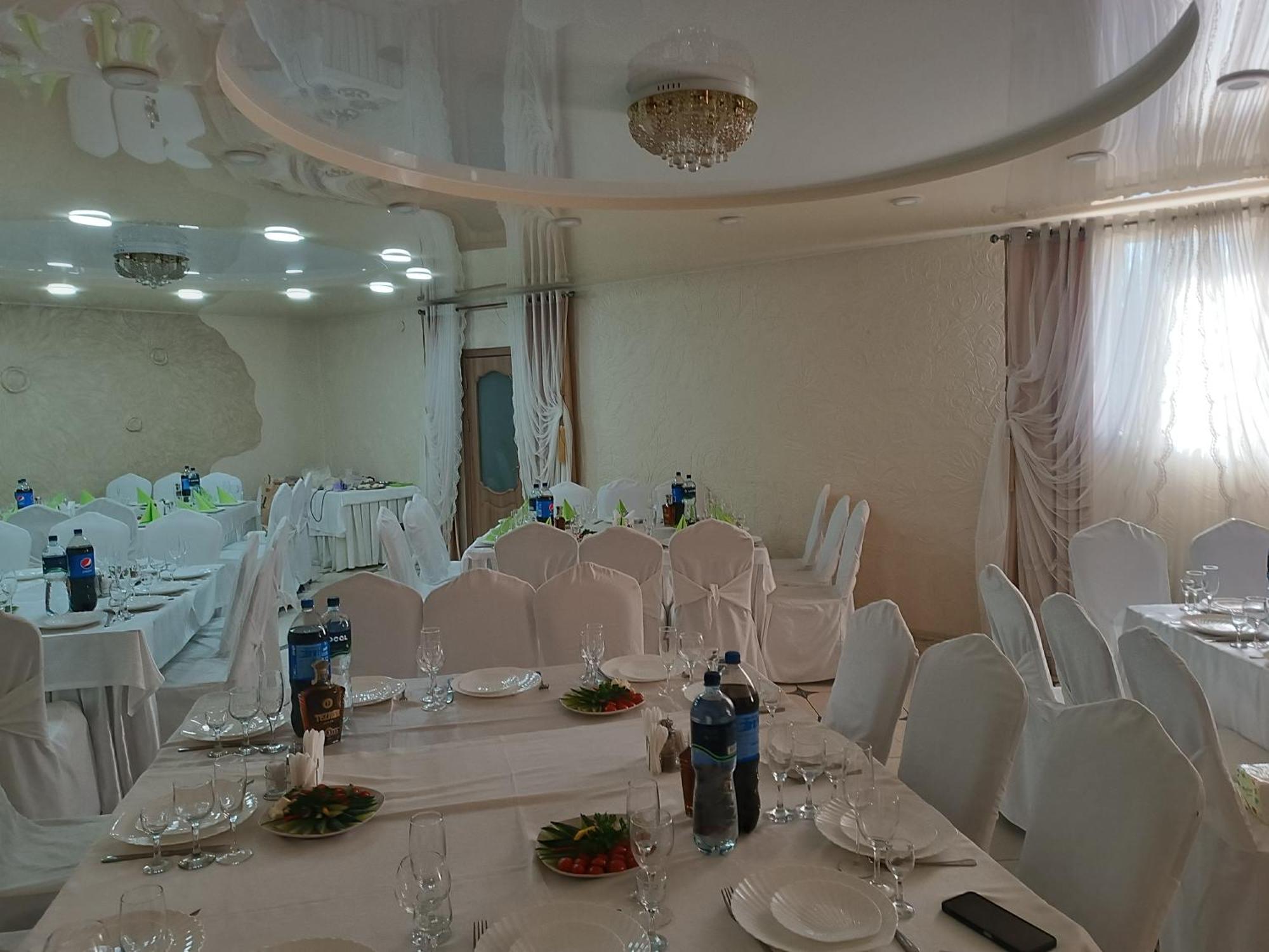 Racu Hotel Comrat Ngoại thất bức ảnh